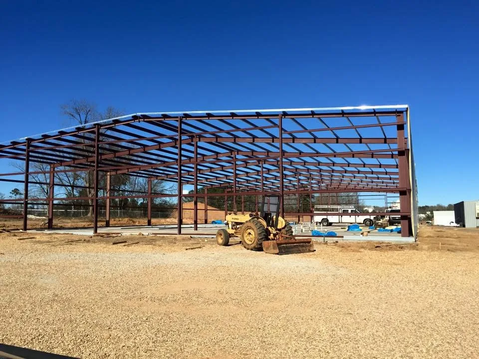 FabTek's original fabrication building under construction in 1999, Hazlehurst, Mississippi